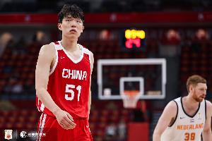 解说：卡塔尔得分点前5少3人 中国男篮要明确杨瀚森在场时打什么