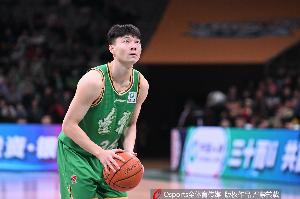 辽宁男篮新增注册鄢手骐 双方签下一份为期3年C类合同