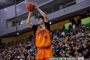 面对发展联盟球队砍下21分！偰李永炜：夏天在投射方面下了功夫