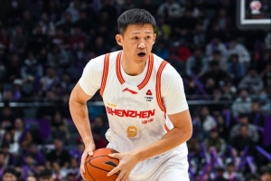 媒体人：周鹏没能很好融入深圳 回广东大概率是他最后1份球员合同
