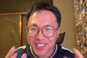 解说：杨瀚森全方位拿捏了对方归化中锋 男篮终于找到小杨说明书