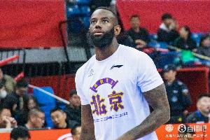 男篮亚预赛巴林大胜科威特 北京男篮外援桑普森砍20+16+4+2断+2帽