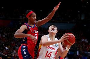 李月汝：我其实心里还憋着一口气 想在第一场打美国使使劲呢！
