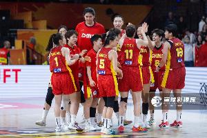 杨舒予12分6助 韩旭7+7 张子宇8分 中国女篮半场领先波多黎各1分