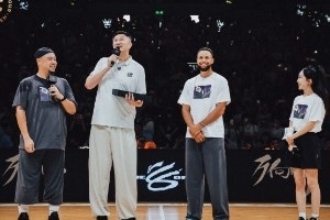 李宁篮球总结库里昨日中国行：库里亮相粤BA 见证大湾区滚烫篮球