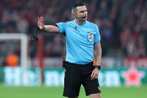 迈克尔·奥利弗主裁曼市德比！3年前担任拉什福德“千里护球”VAR