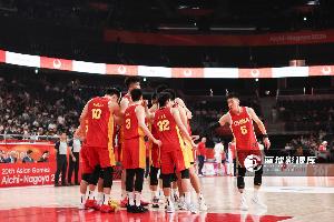中国男篮3场小组赛狂胜128分 场均赢42.7分 44分大胜送菲律宾回家