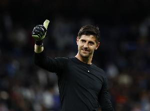 世体：库尔图瓦进军板式网球领域，未来渴望投资NBA与NFL