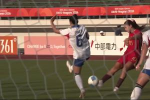 这球漂亮！王妍雯兜射破门完成梅开二度！中国女足2-0领先菲律宾