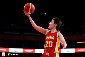 稳扎稳打！孙宇5中3贡献9分2板 正负值+28