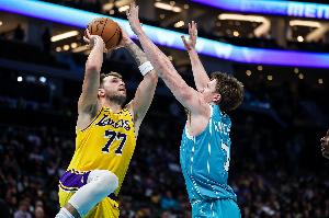 德拉雷亚：16岁东契奇的表现难以置信 一直在研究他如何利用身体