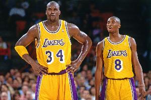 科比表哥：新秀科比在阵地战中差点在奥尼尔头上完成360度扣篮