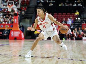 攻防都有一手！8号秀弗莱明斯8中6高效拿下15分3板5助3断