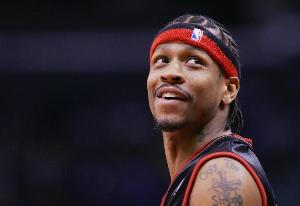 艾弗森：NBA球员一代比一代强 我不喜欢前辈总贬低年轻球员