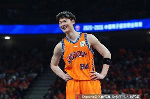 脱胎换骨！王哲林揭幕战狂揽18篮板！另有14分&正负值+27！