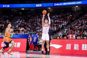 贺希宁：我们没有发挥出正常的水平 大家一起合练的时间比较短