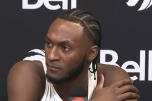 奎克利谈巴恩斯与伦纳德的防守组合：对手除了传球别无选择