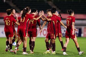 卫报：后勤保障经费和待遇看齐男足！FIFA重磅升级2027女足世界杯